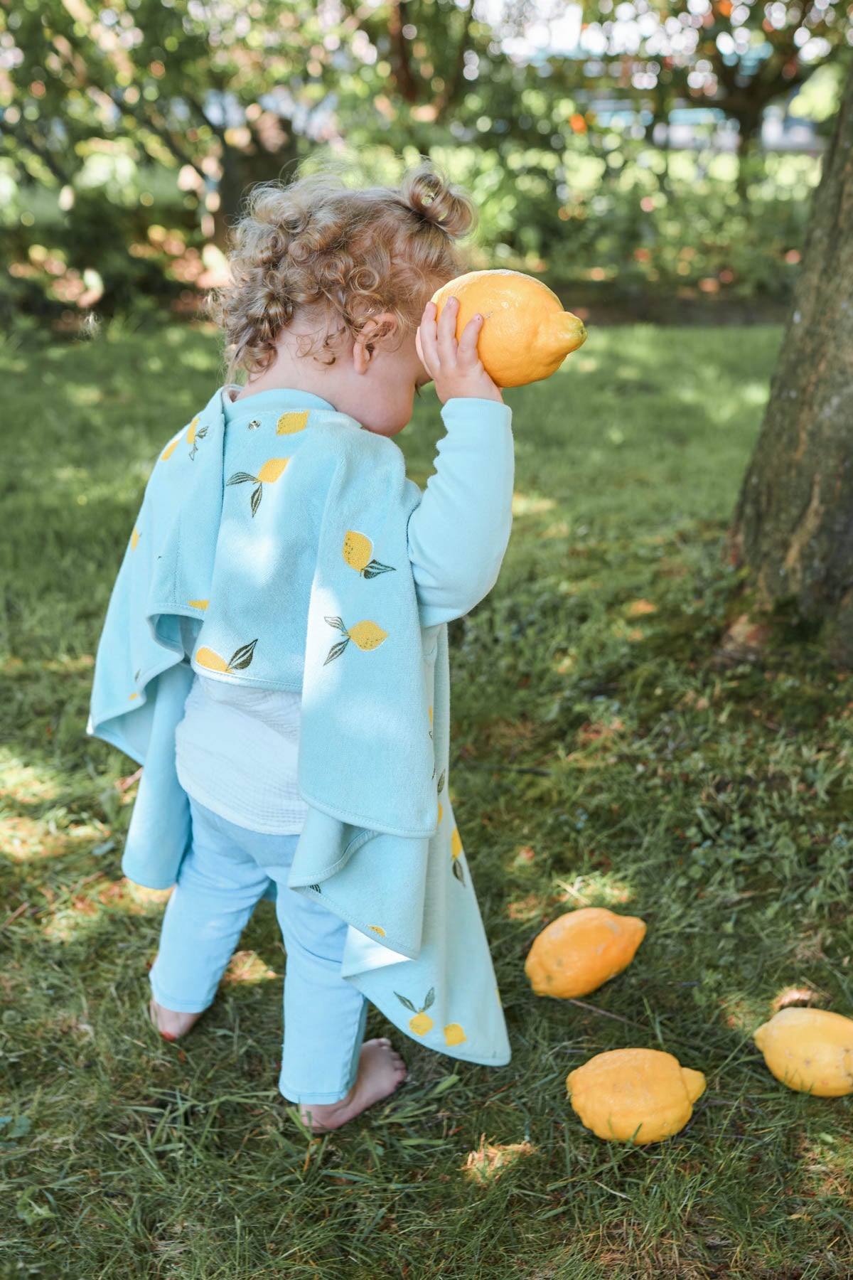 “Boo” Bib – Lemon Sorbet