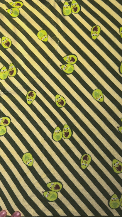 “Boo“ Lätzchen -  Avocado Avenue